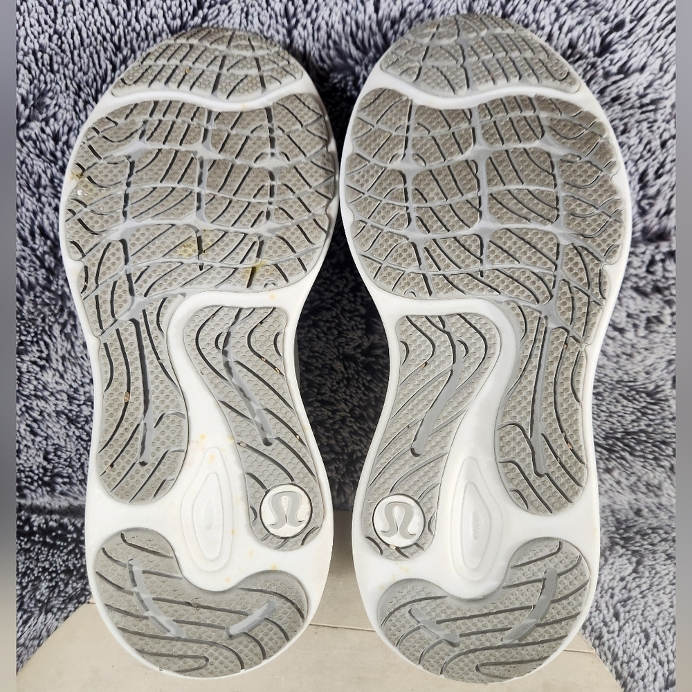Lululemon Blissfeel Running Shoe - Silver Drop/Alpine White Women's Size 8.5 - Picture 8 of 9